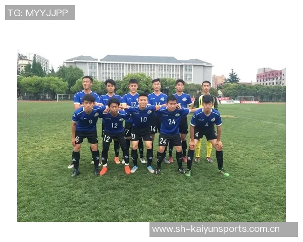 足球盛宴：深入解析上海足球队的团队协作与战术配合之道